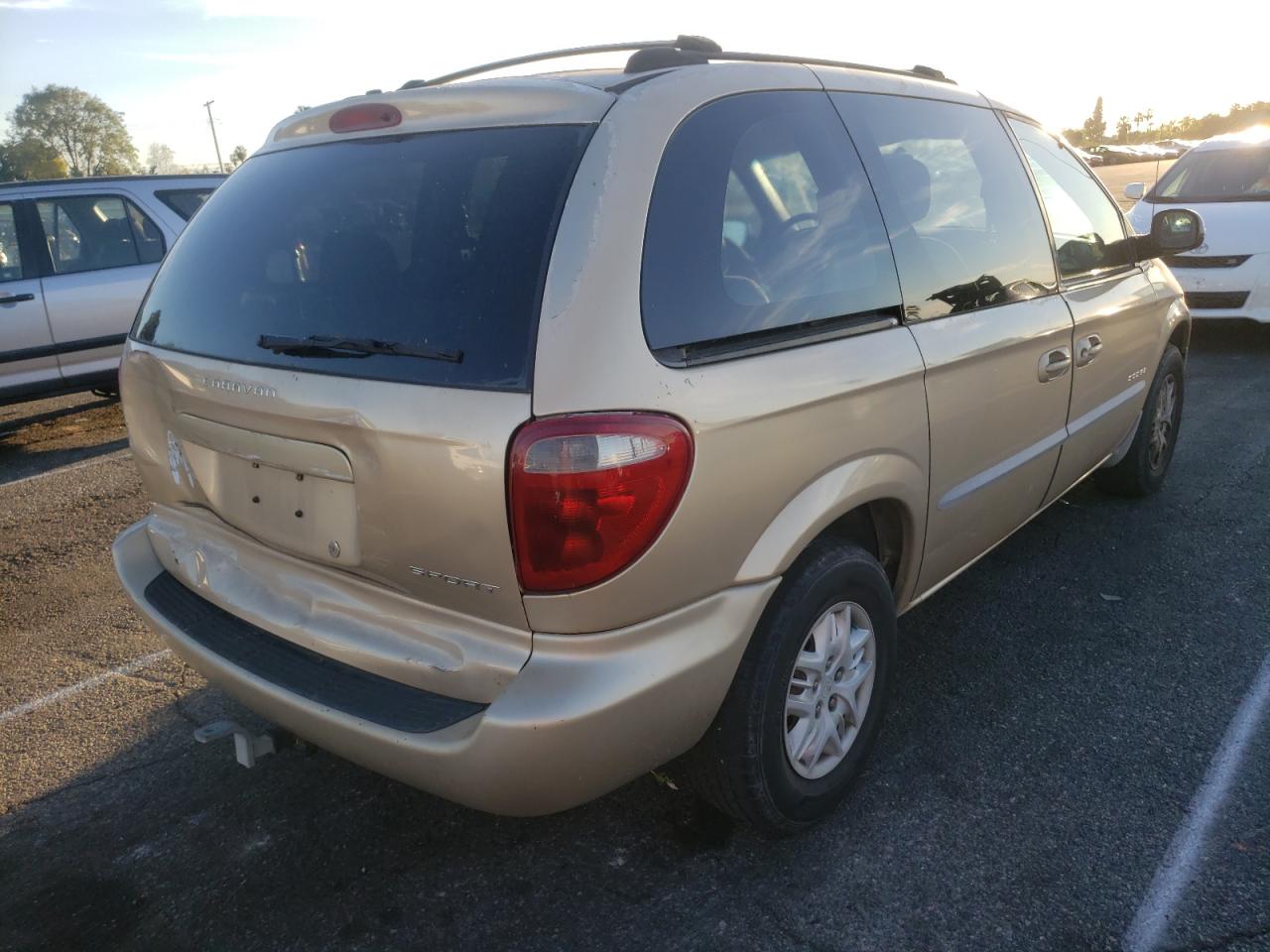 Photo 4 from auction – 2001 DODGE CARAVAN SP with VIN 1B4GP45371B155538