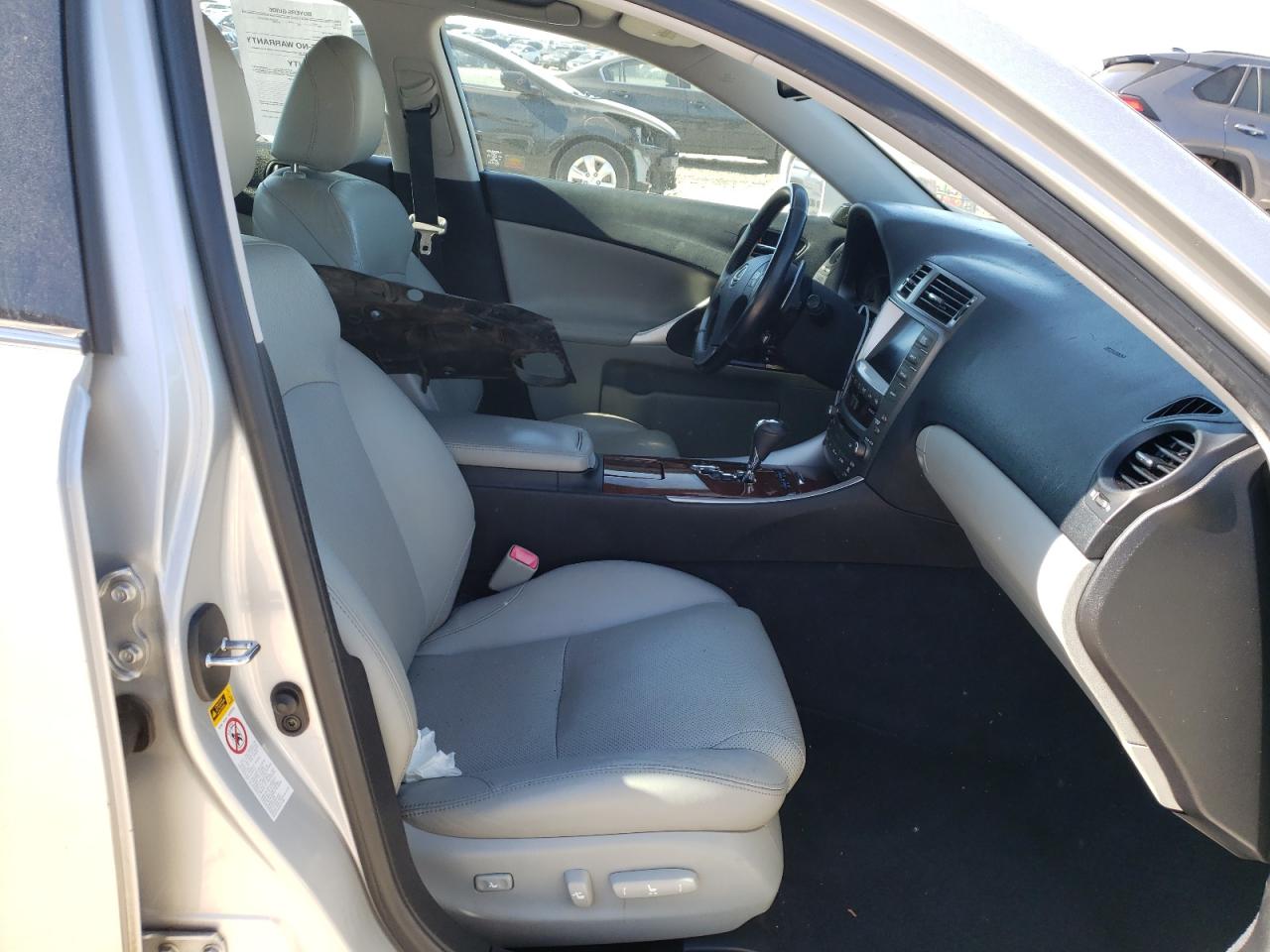 Photo 5 from auction – 2006 LEXUS IS 250 with VIN JTHBK262X62006293
