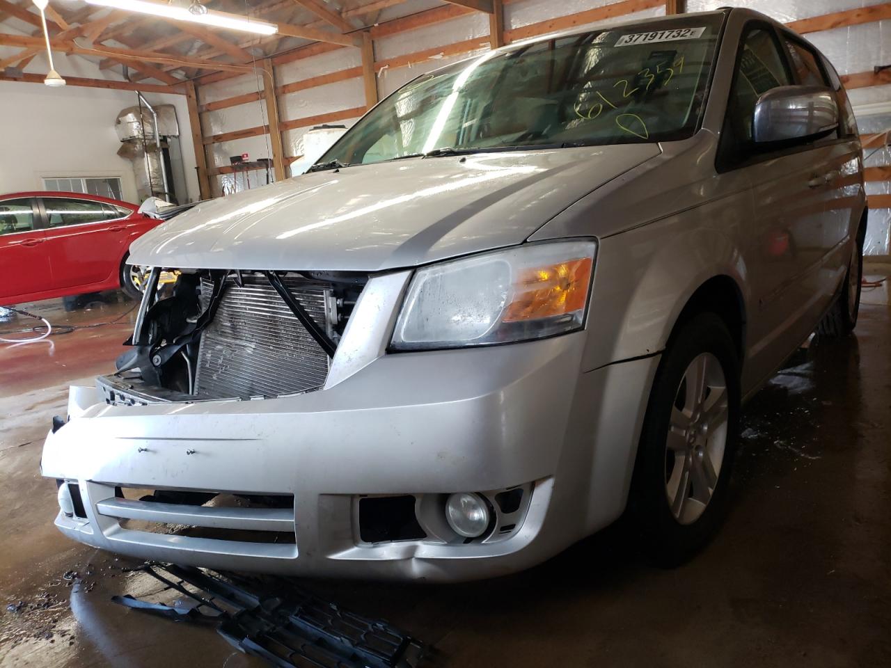 Photo 2 from auction – 2008 DODGE GRAND CARA with VIN 2D8HN54X88R612359