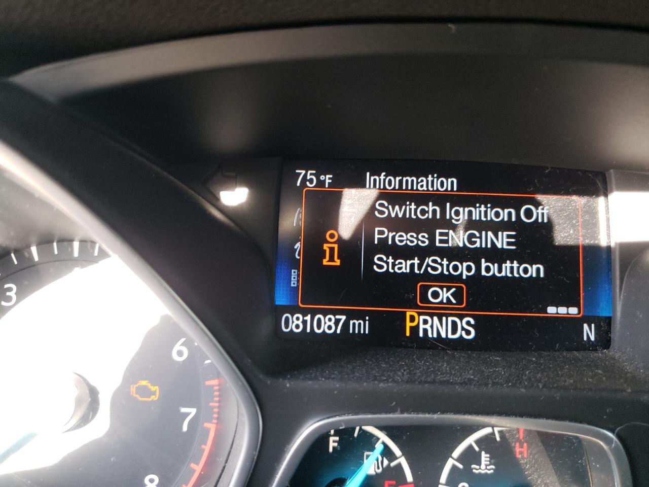 Photo 8 from auction – 2017 FORD ESCAPE TIT with VIN 1FMCU9J95HUB60541
