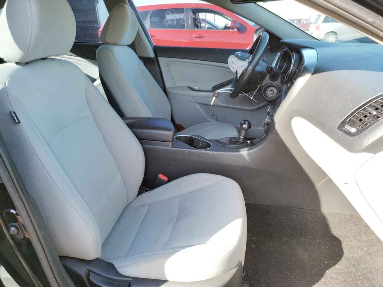 Photo 5 from auction – 2014 KIA OPTIMA LX with VIN 5XXGM4A71EG276652