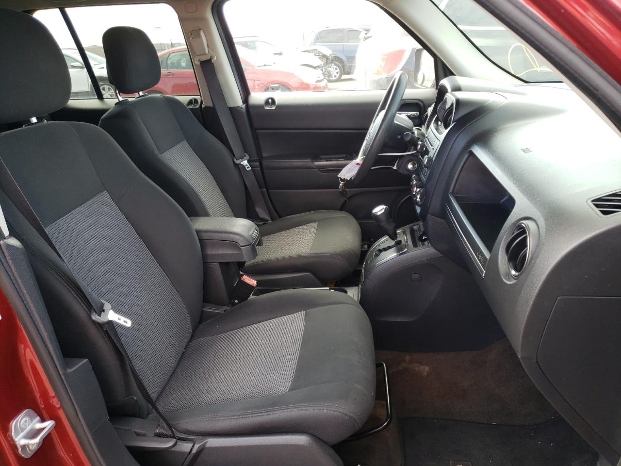 Photo 5 from auction – 2014 JEEP PATRIOT SP with VIN 1C4NJPBA9ED705221