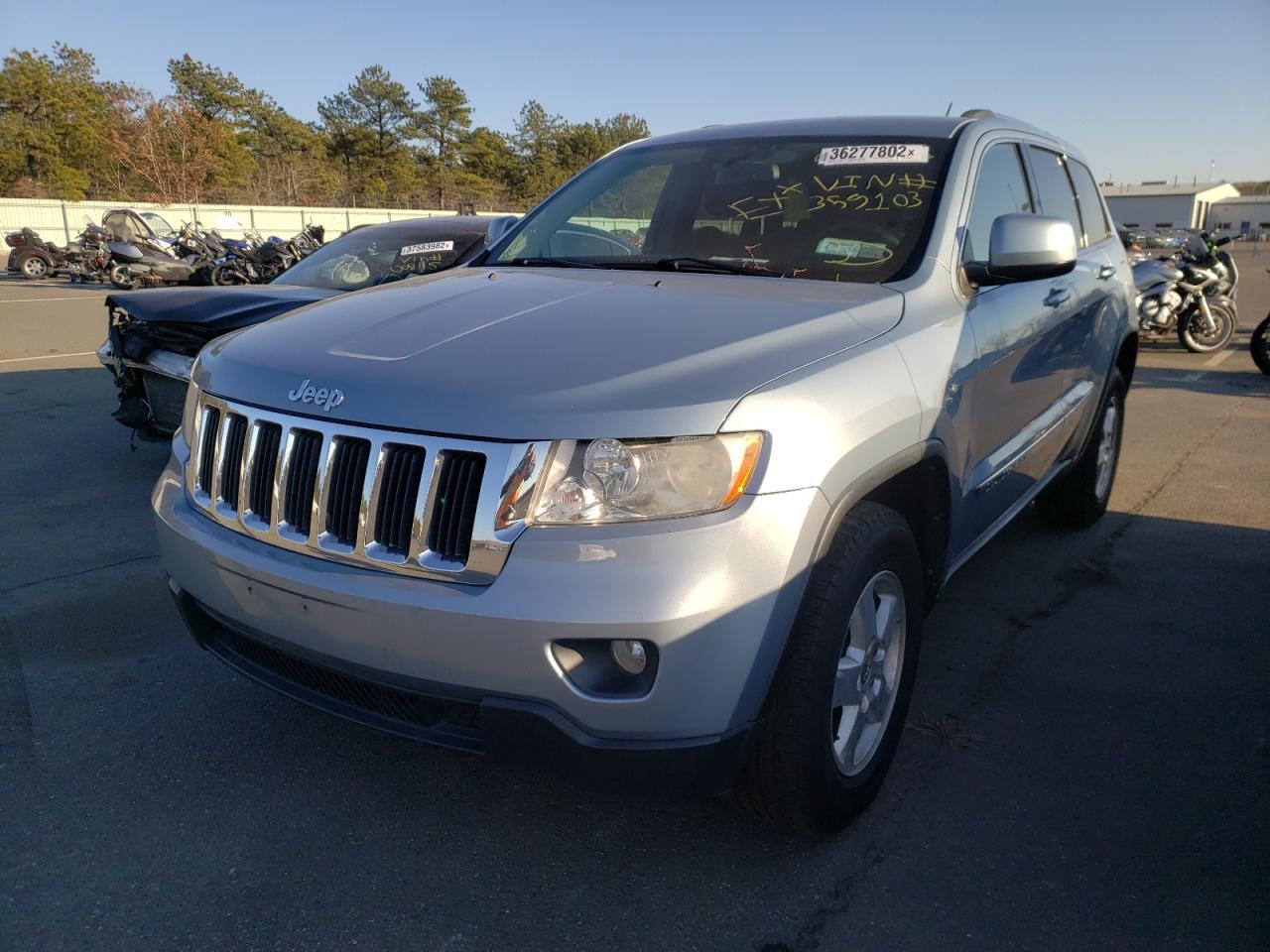 Photo 2 from auction – 2012 JEEP GRAND CHER with VIN 1C4RJEAG7CC355103