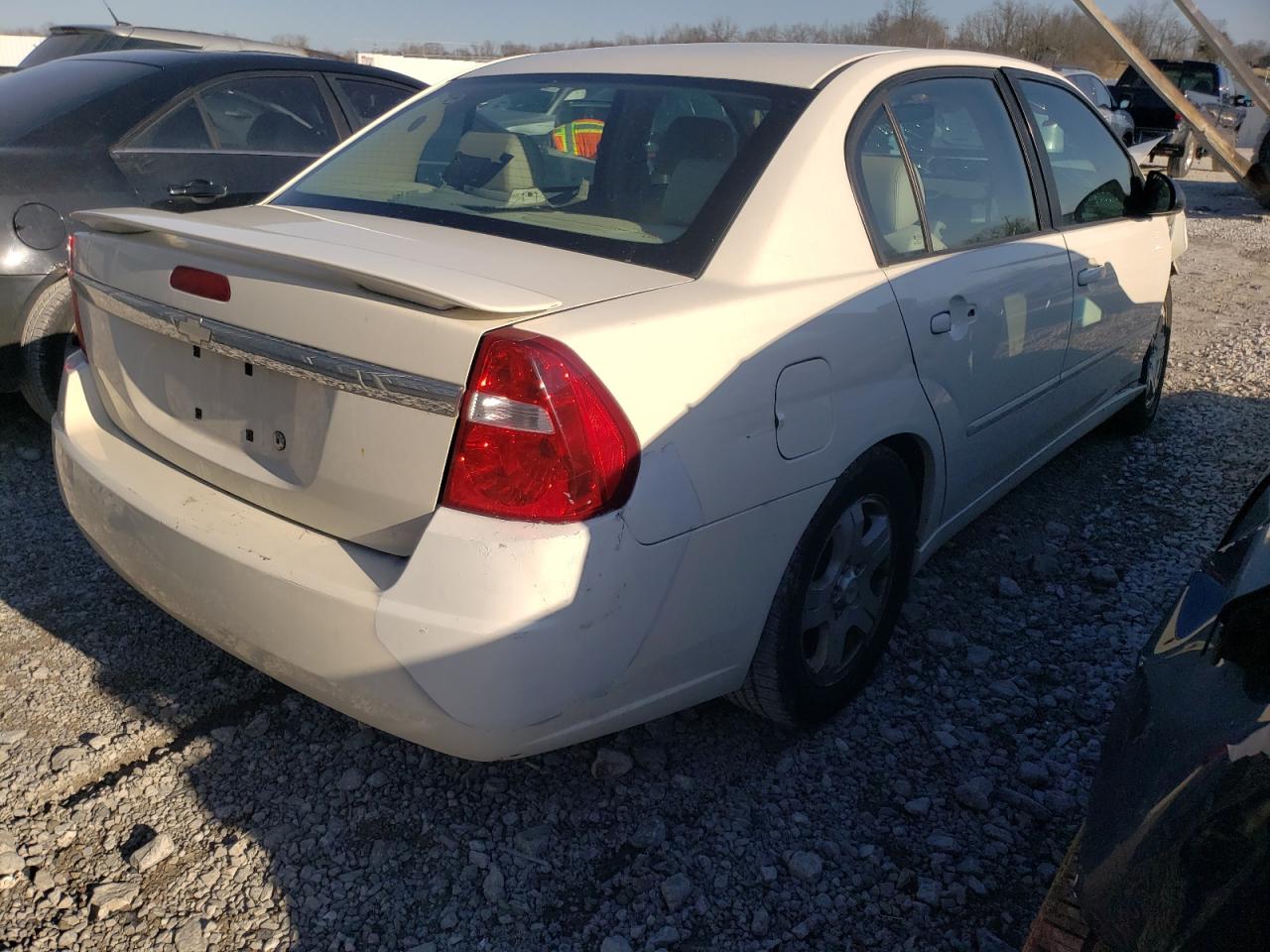 Photo 4 from auction – 2004 CHEVROLET MALIBU LT with VIN 1G1ZU54854F118372