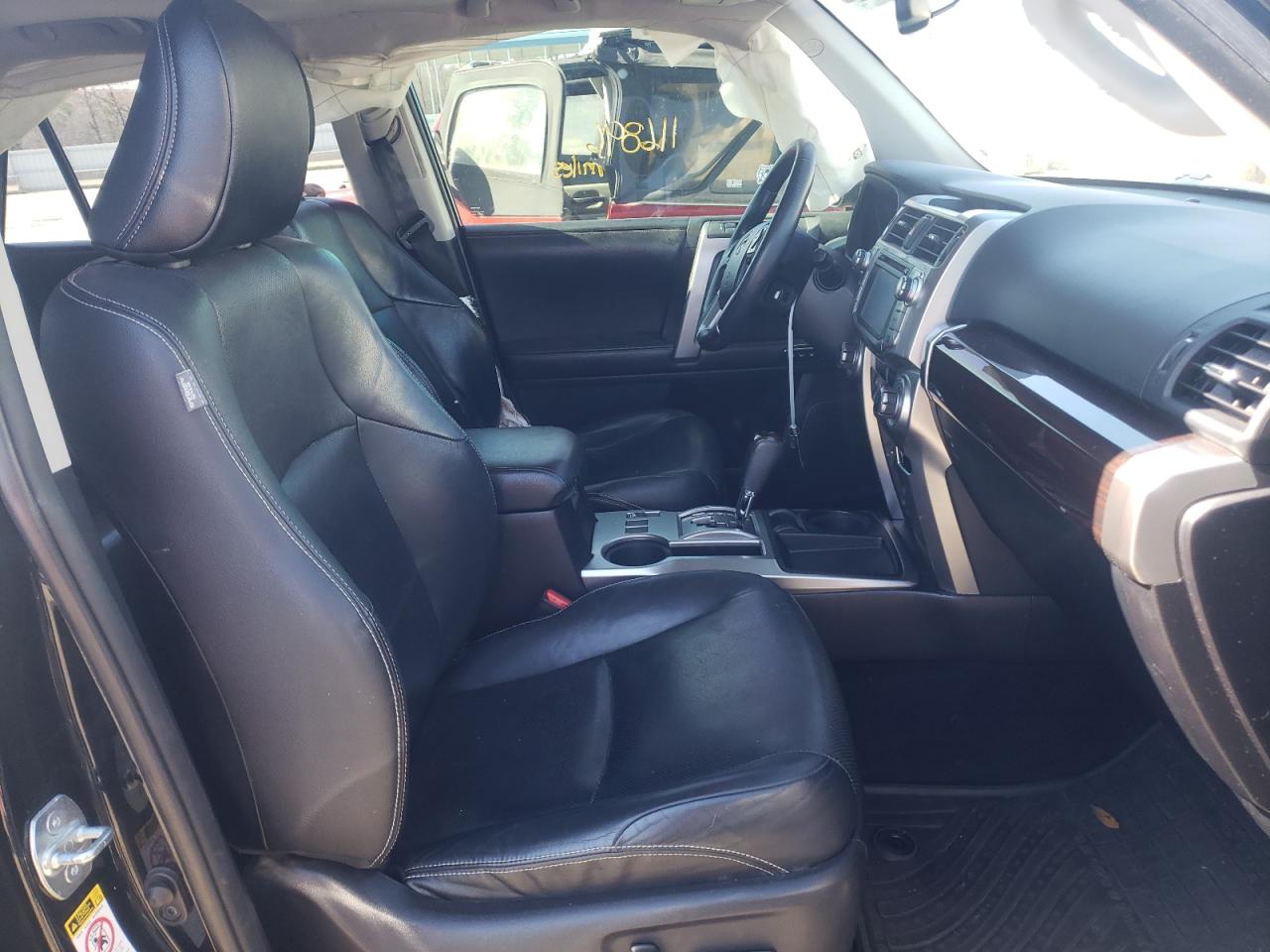 Photo 5 from auction – 2014 TOYOTA 4RUNNER SR with VIN JTEZU5JR2E5075861