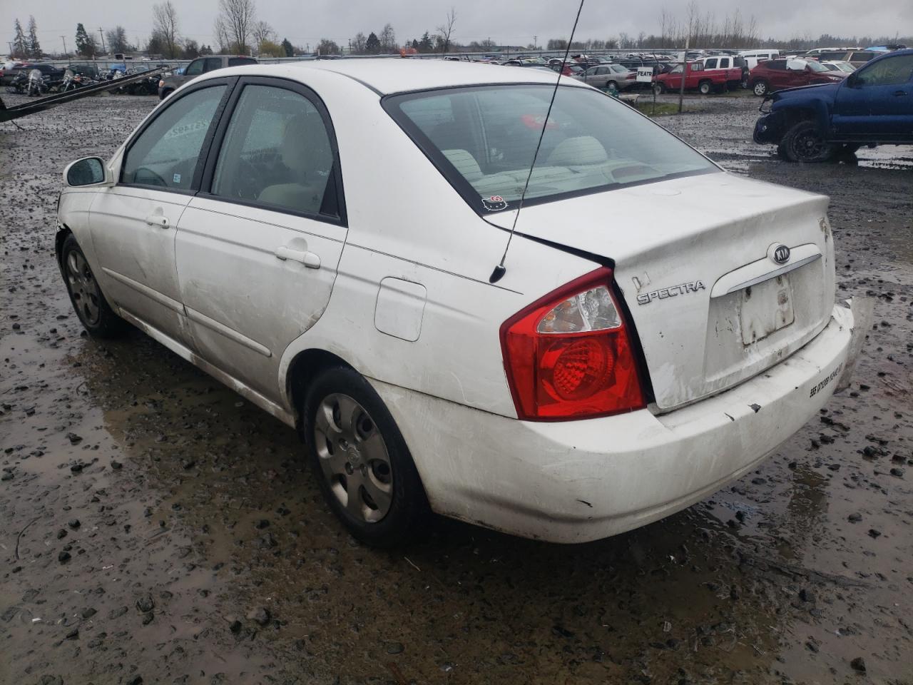 Photo 3 from auction – 2006 KIA SPECTRA LX with VIN KNAFE122465307888
