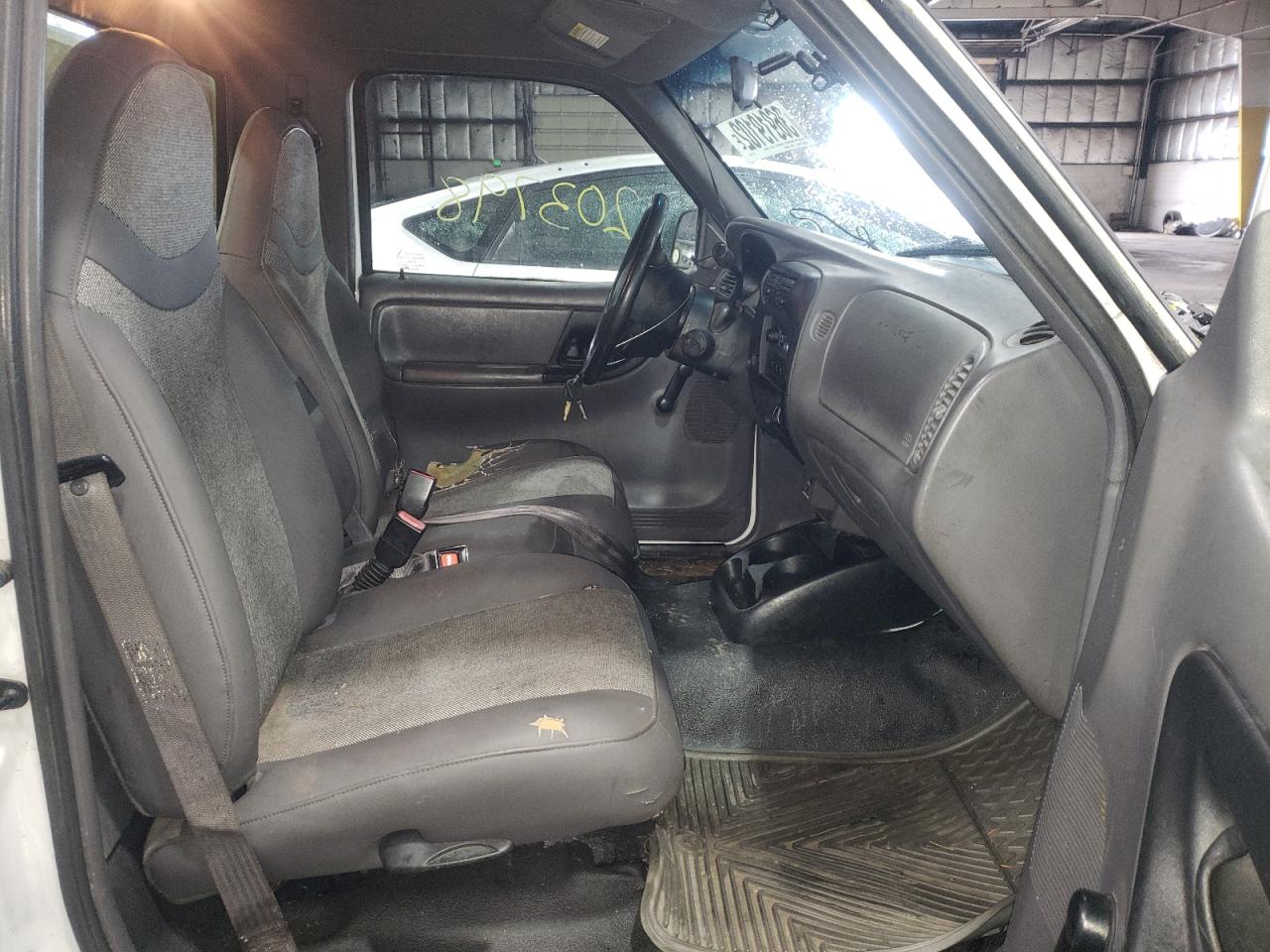صورة رقم 5 من المزاد - 2001 FORD RANGER مع VIN 1FTYR10U71TA15158