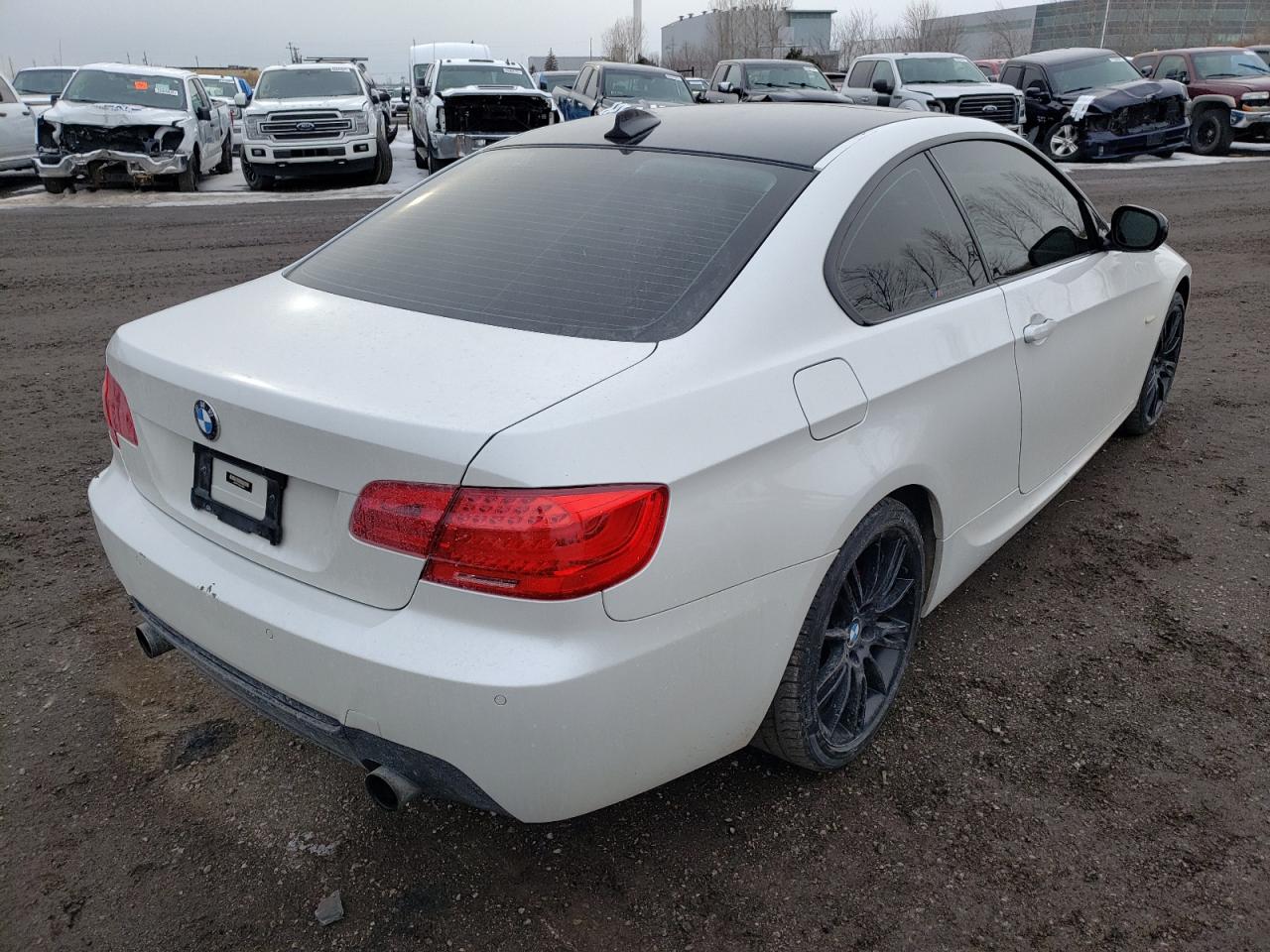 Photo 4 from auction – 2011 BMW 335 XI with VIN WBAKF9C52BE620256