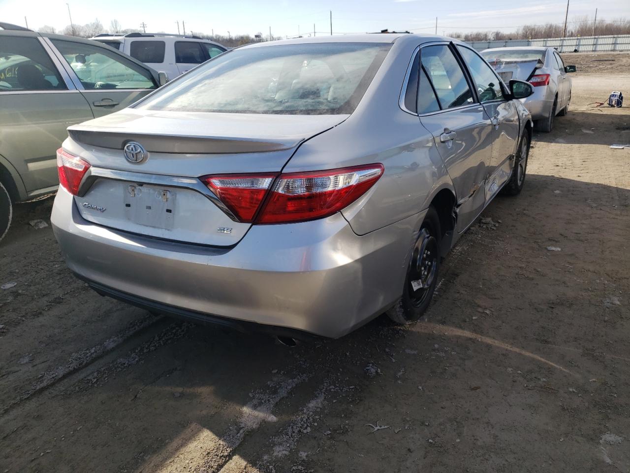 Photo 4 from auction – 2017 TOYOTA CAMRY LE with VIN 4T1BF1FK9HU750101