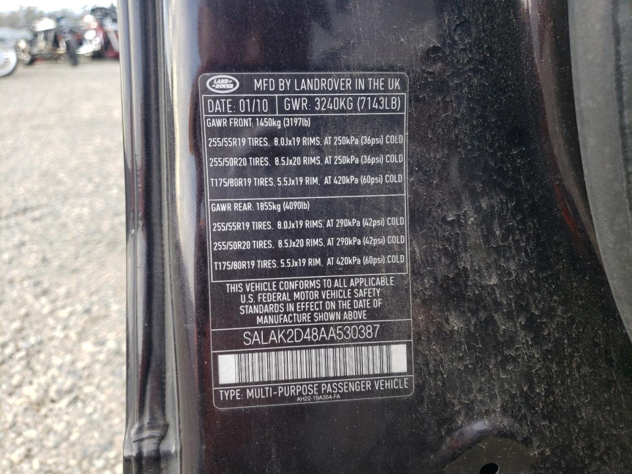 Photo 10 from auction – 2010 LAND ROVER LR4 HSE LU with VIN SALAK2D48AA530387