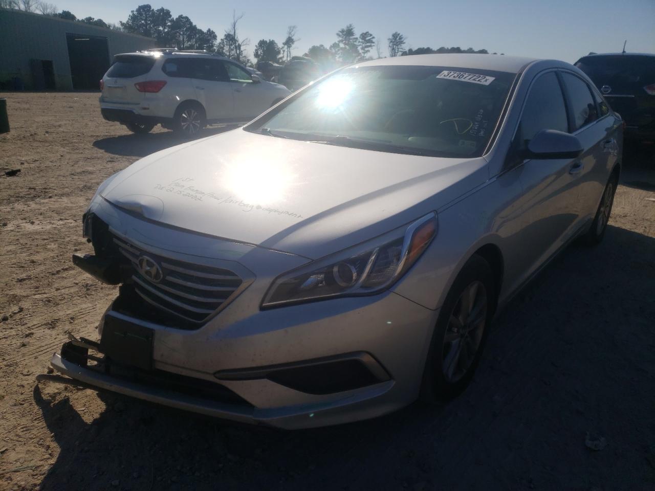 Photo 2 from auction – 2016 HYUNDAI SONATA SE with VIN 5NPE24AF8GH361533