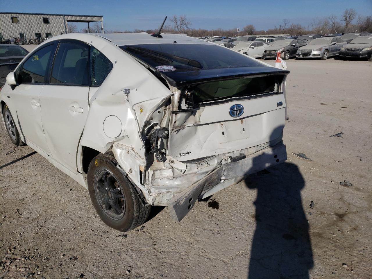Photo 9 from auction – 2015 TOYOTA PRIUS with VIN JTDKN3DU8F0398544