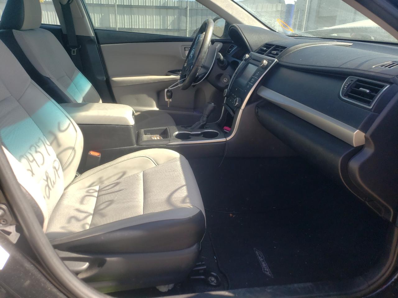 Photo 5 from auction – 2017 TOYOTA CAMRY LE with VIN 4T1BF1FK5HU636788