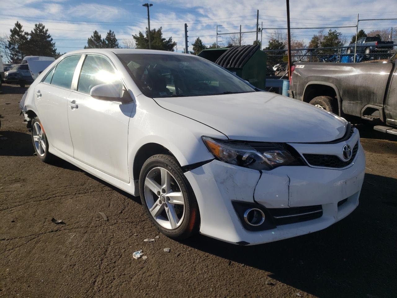 TOYOTA CAMRY L 2014 with VIN 4T1BF1FKXEU432760 - Photo from auction