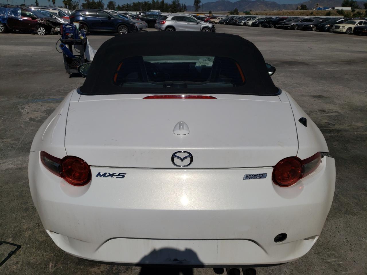 Photo 6 from auction – 2016 MAZDA MX-5 MIATA with VIN JM1NDAD78G0115429
