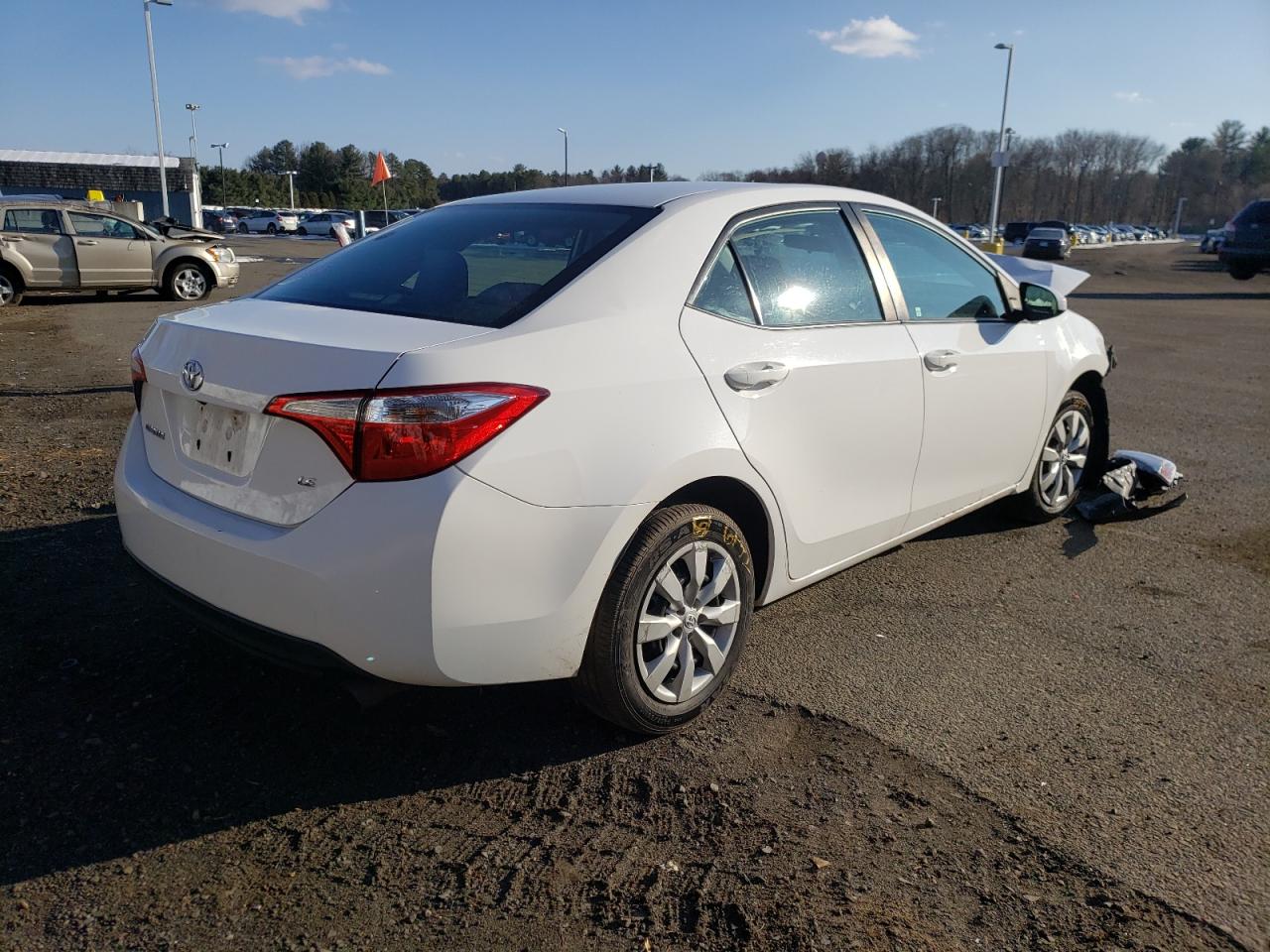Photo 4 from auction – 2014 TOYOTA COROLLA L with VIN 2T1BURHEXEC177234