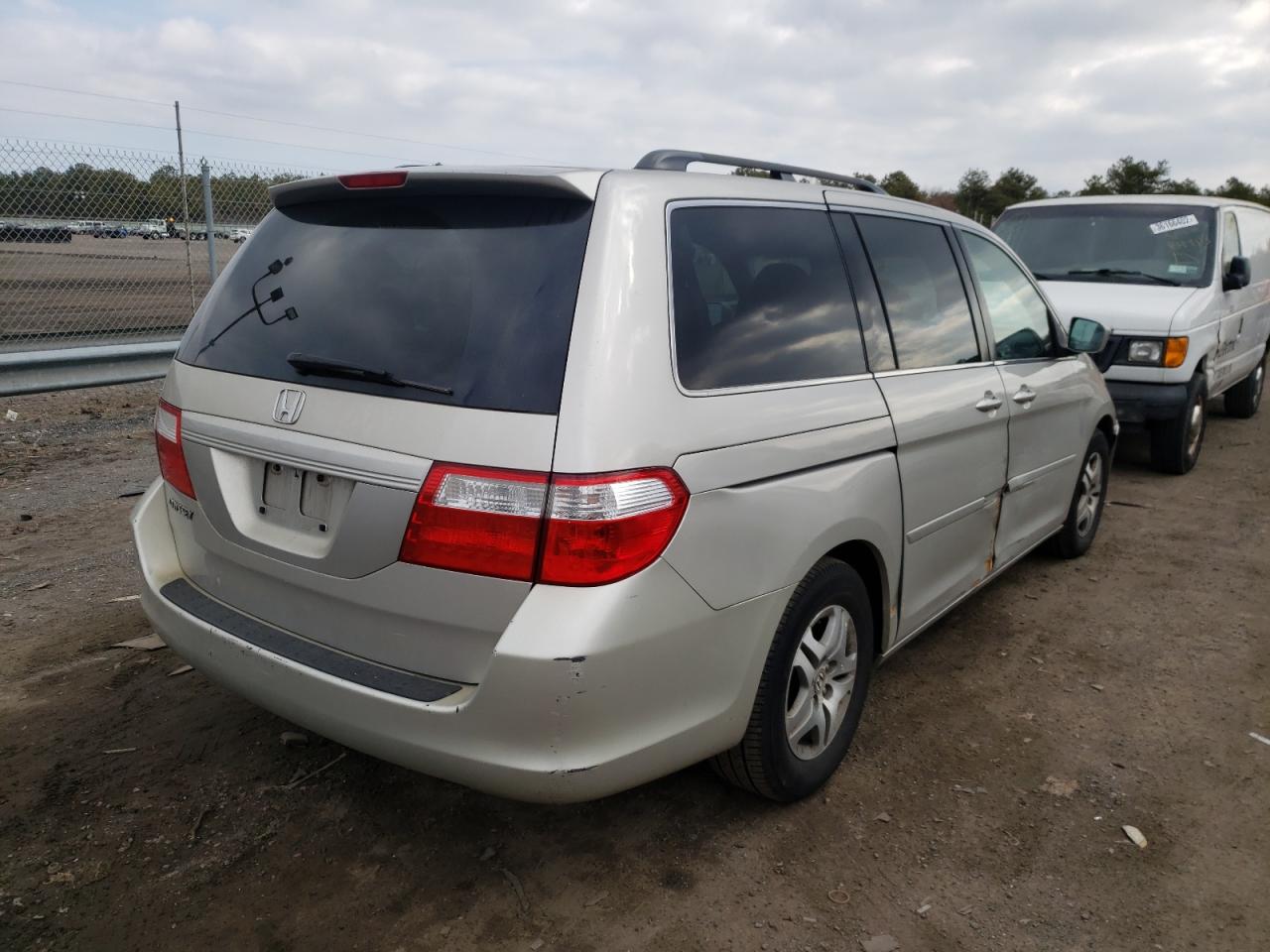 Photo 4 from auction – 2006 HONDA ODYSSEY EX with VIN 5FNRL38696B049197