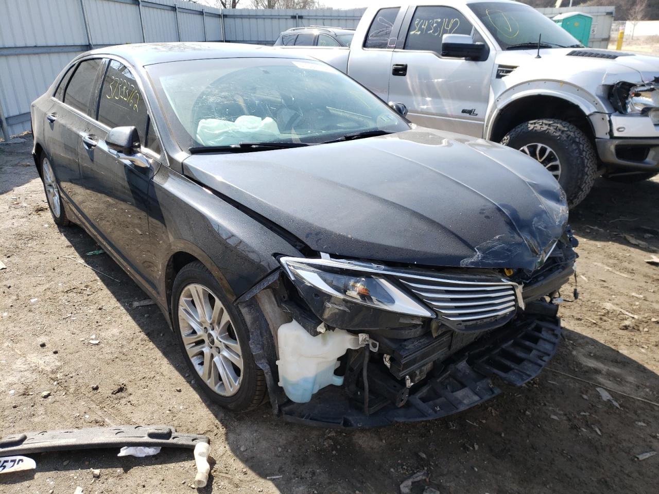 LINCOLN MKZ 2016 with VIN 3LN6L2GK0GR629431 - Photo from auction