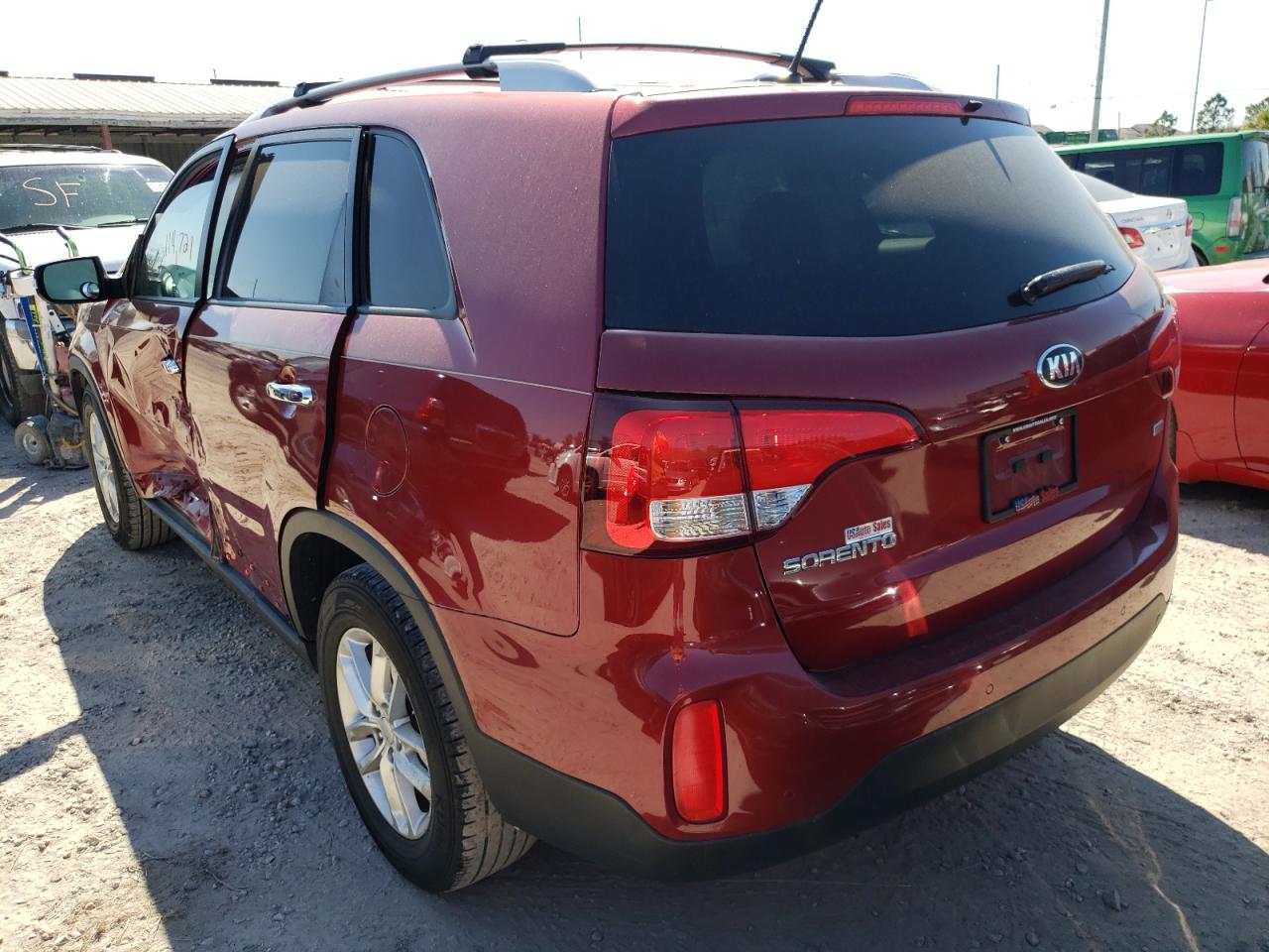 Photo 3 from auction – 2014 KIA SORENTO LX with VIN 5XYKT3A68EG441817