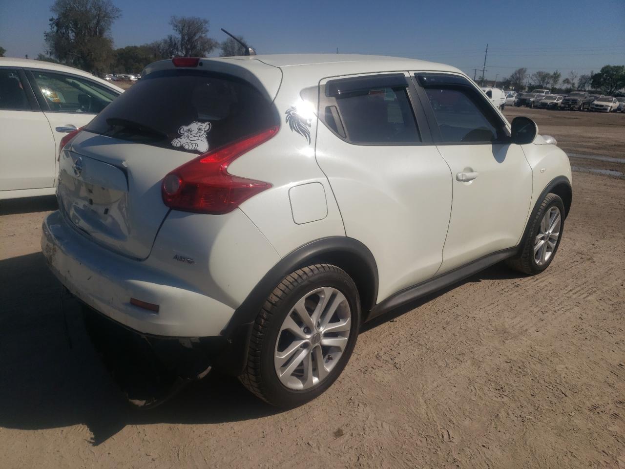 Photo 4 from auction – 2011 NISSAN JUKE S with VIN JN8AF5MV1BT010533