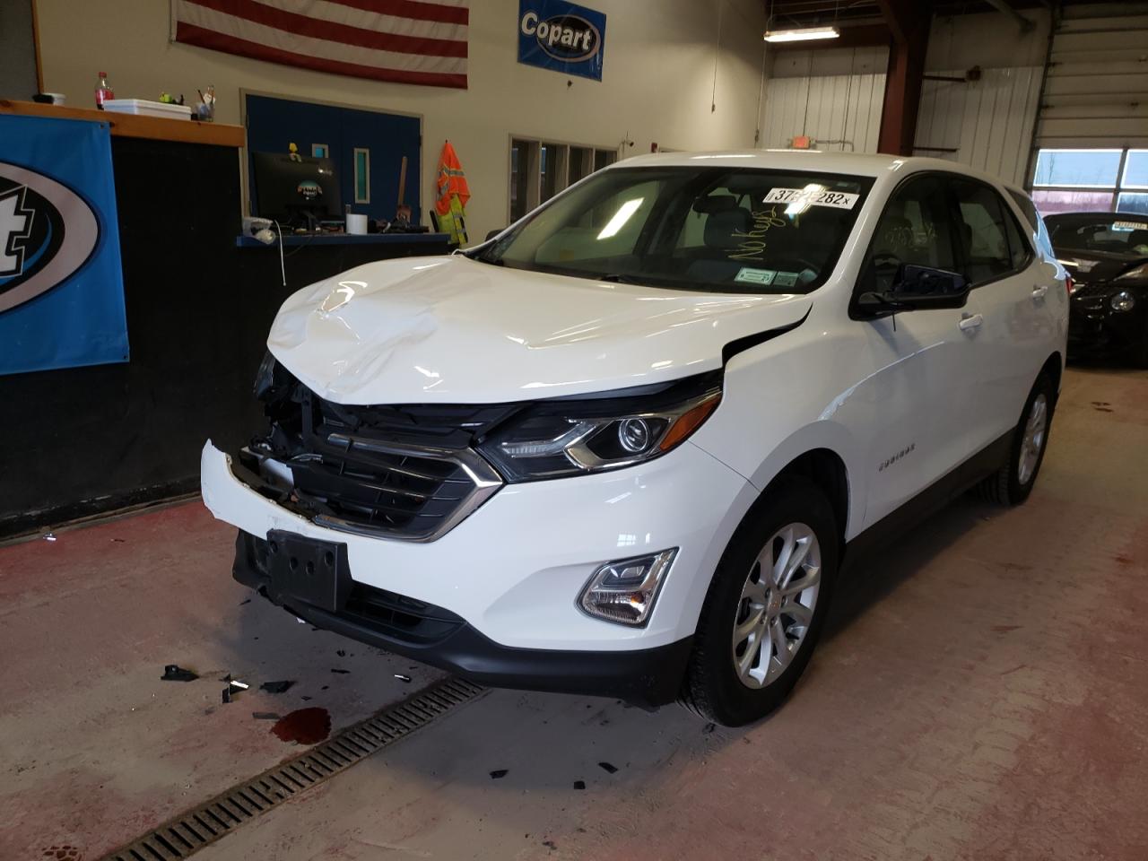 Photo 2 from auction – 2018 CHEVROLET EQUINOX LS with VIN 2GNAXHEV1J6310449
