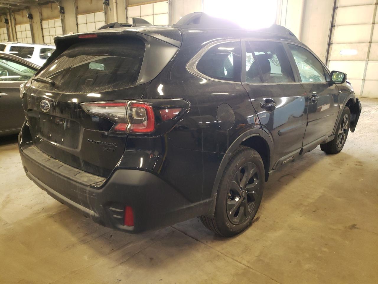 Photo 4 from auction – 2022 SUBARU OUTBACK ON with VIN 4S4BTGLD8N3103787