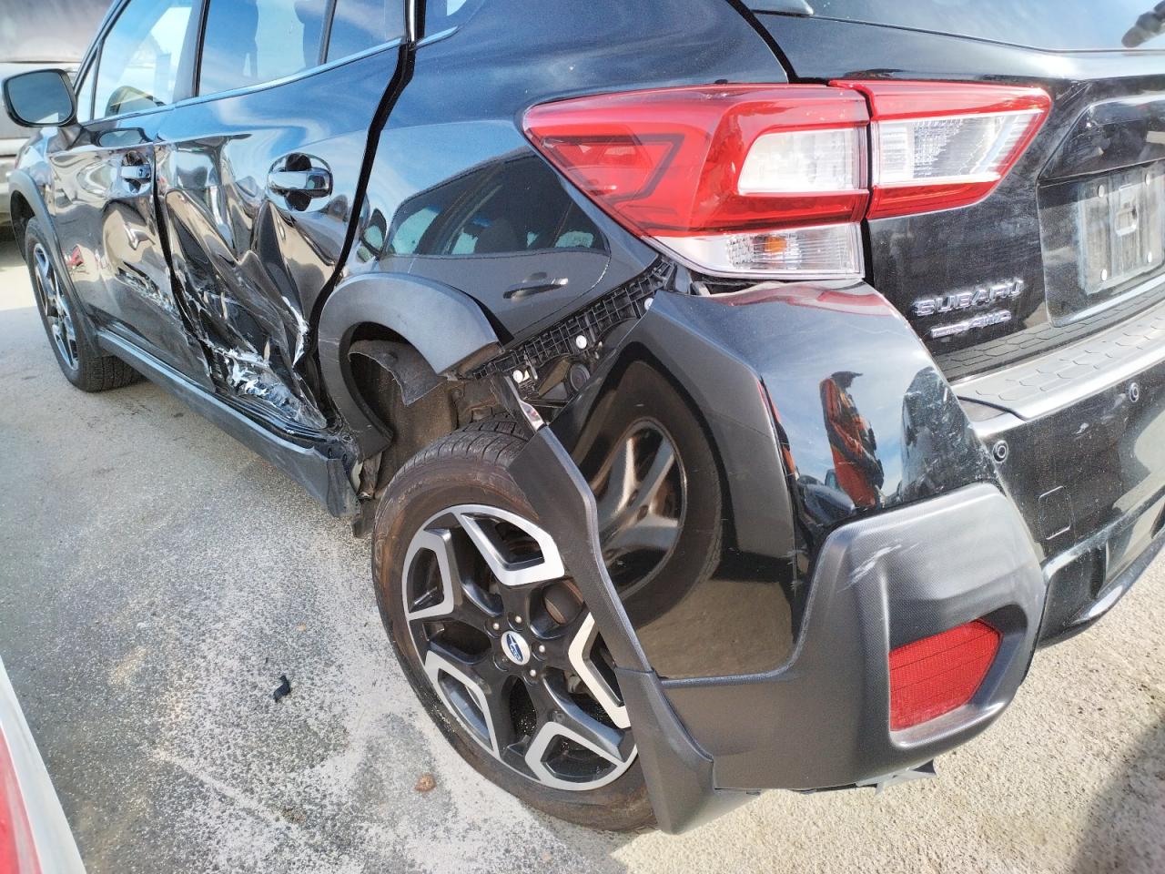 Photo 9 from auction – 2018 SUBARU CROSSTREK with VIN JF2GTAMC6JH249620