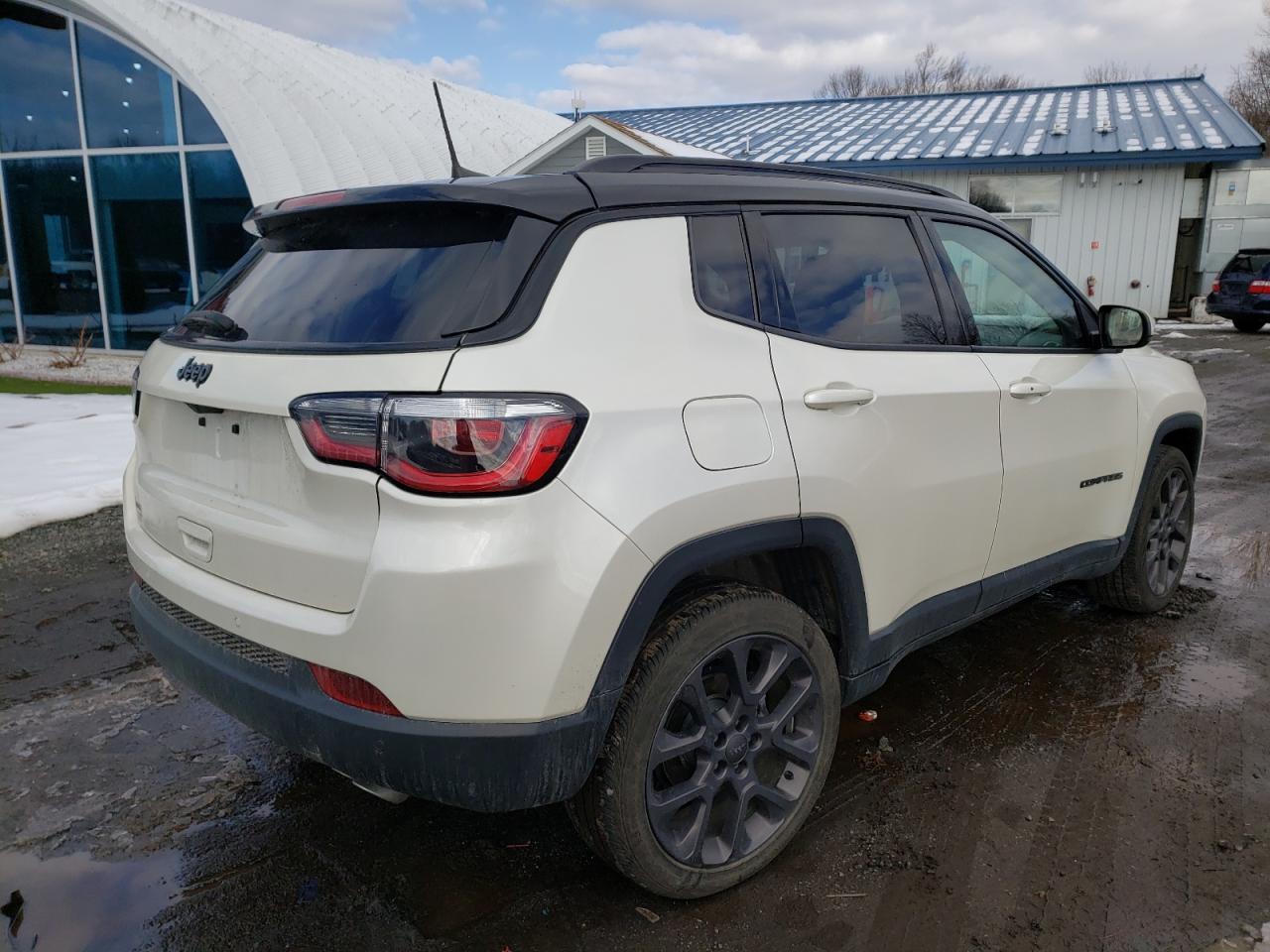 Photo 4 from auction – 2019 JEEP COMPASS LI with VIN 3C4NJCCB8KT757610