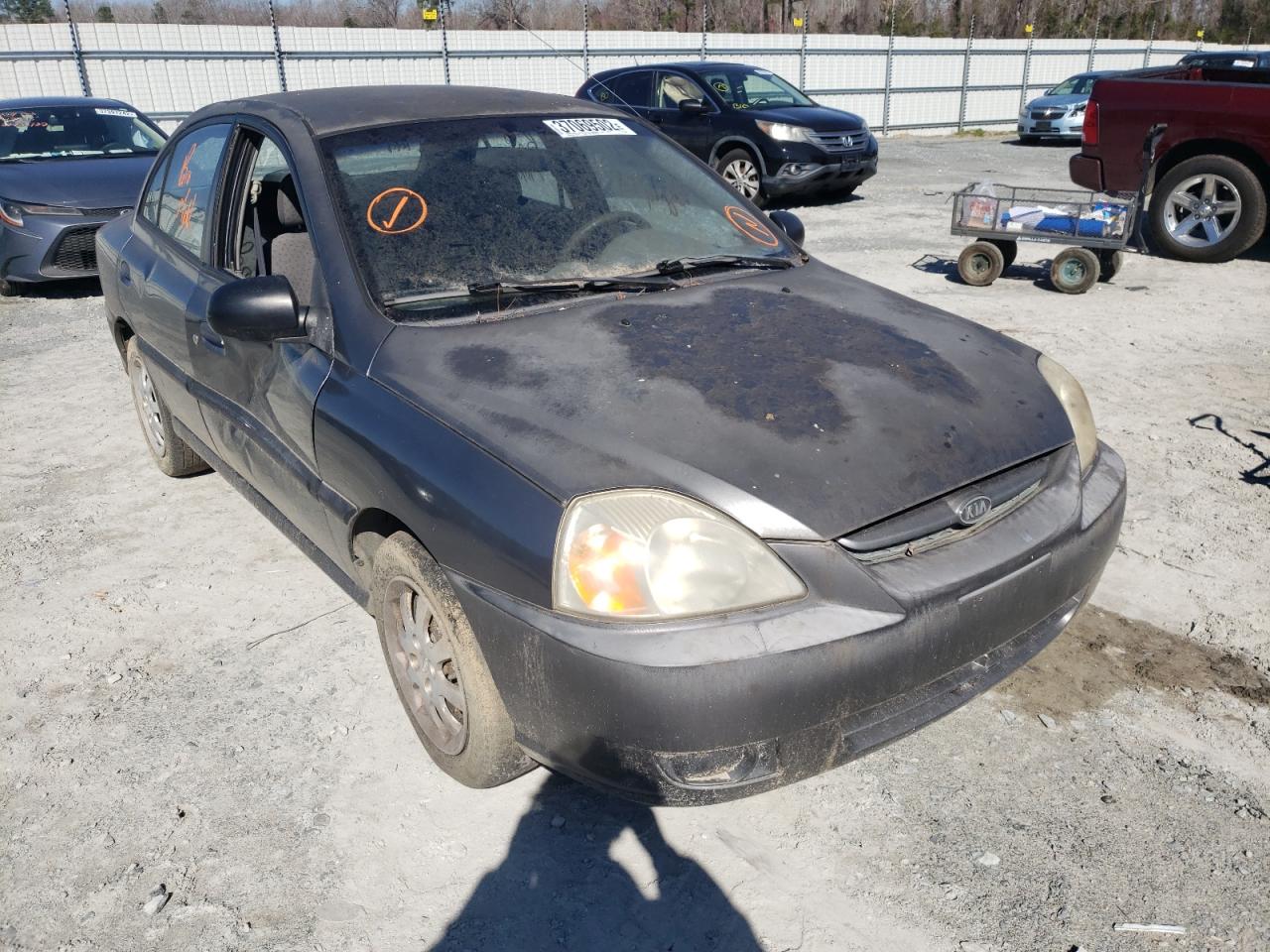 KIA RIO 2004 with VIN KNADC125846335868 - Photo from auction
