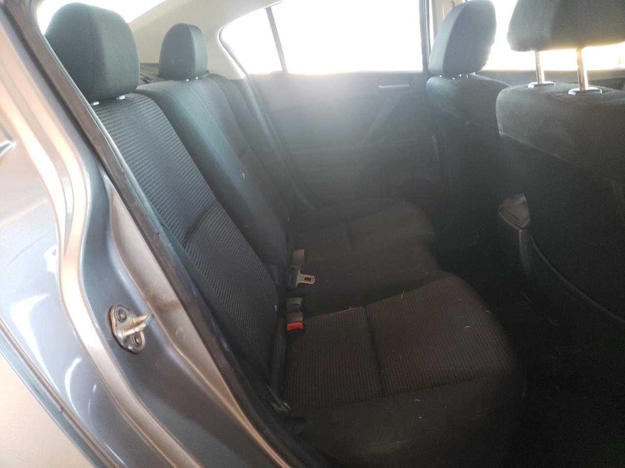 Photo 6 from auction – 2013 MAZDA 3 I with VIN JM1BL1U71D1787814