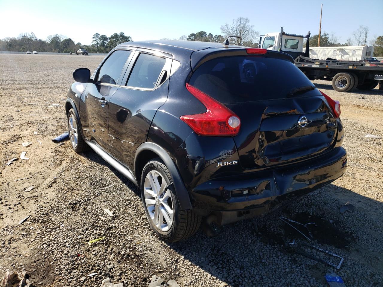 Photo 3 from auction – 2011 NISSAN JUKE S with VIN JN8AF5MVXBT005119