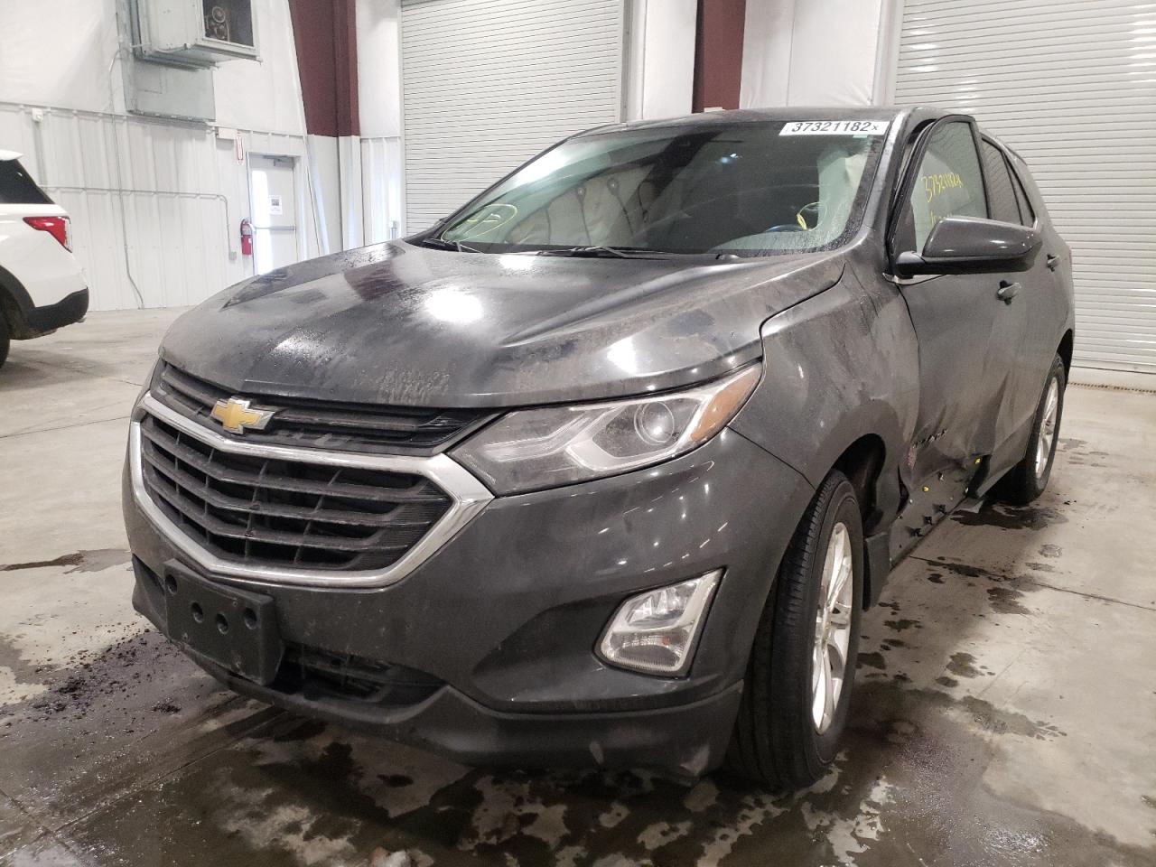 Photo 2 from auction – 2020 CHEVROLET EQUINOX LT with VIN 2GNAXUEV6L6264483