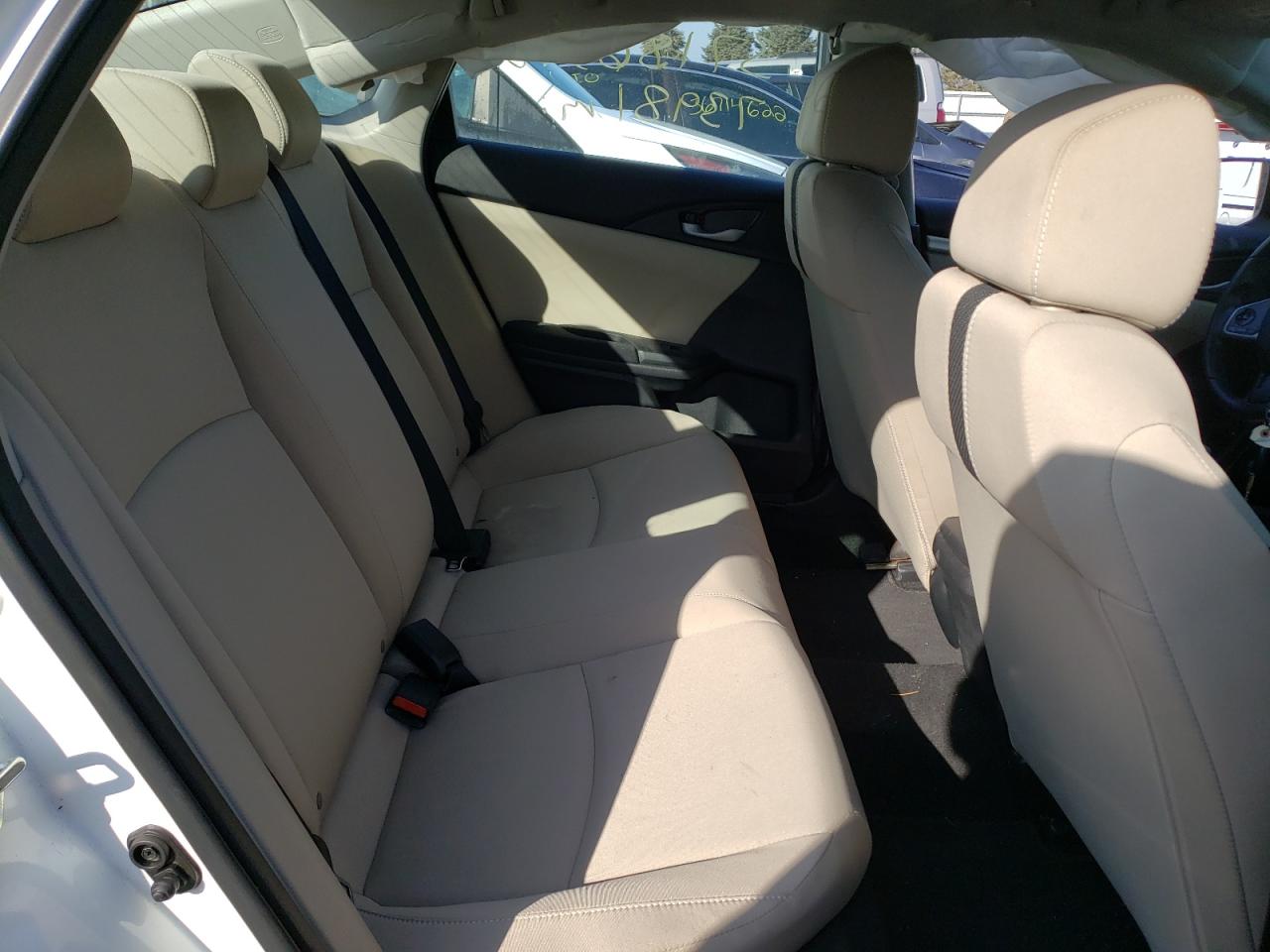 Photo 6 from auction – 2017 HONDA CIVIC LX with VIN 19XFC2F54HE081488
