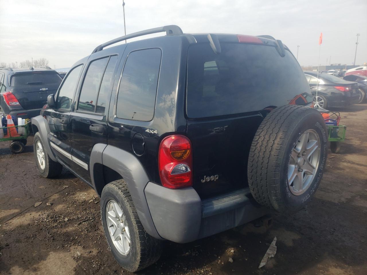 Photo 3 from auction – 2002 JEEP LIBERTY SP with VIN 1J4GL48K92W262483