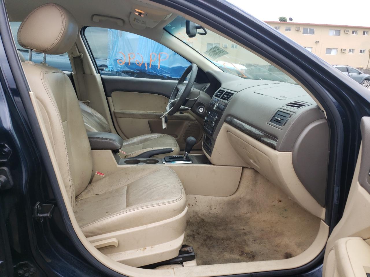 Photo 5 from auction – 2008 MERCURY MILAN PREM with VIN 3MEHM08198R615001