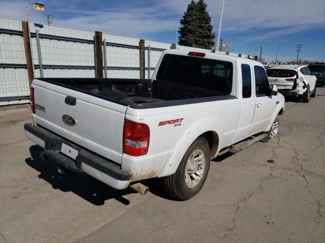 Foto 4 de la subasta – 2010 FORD RANGER SUP con VIN 1FTLR4FE4APA36604