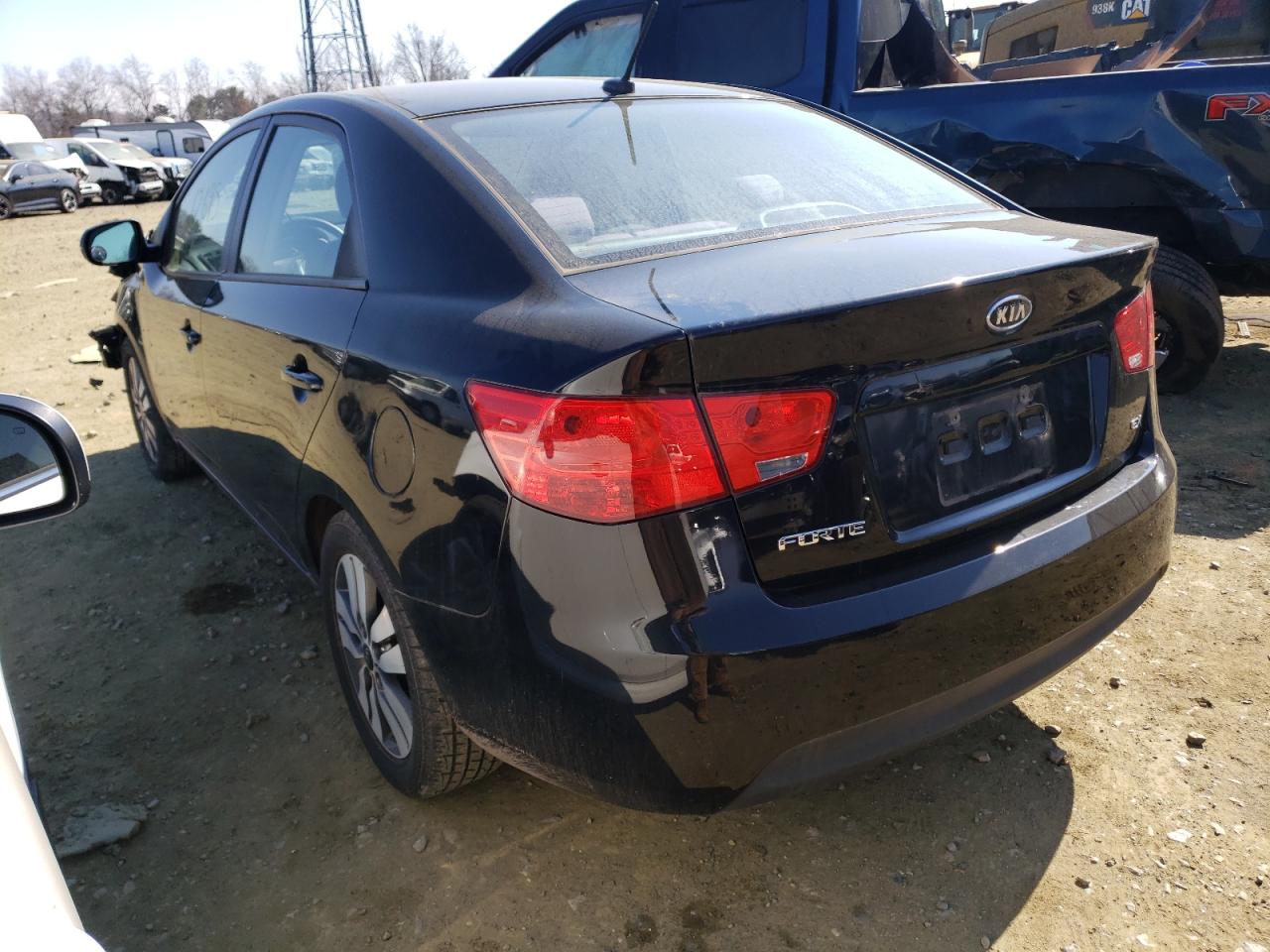 Photo 3 from auction – 2013 KIA FORTE EX with VIN KNAFU4A27D5720908