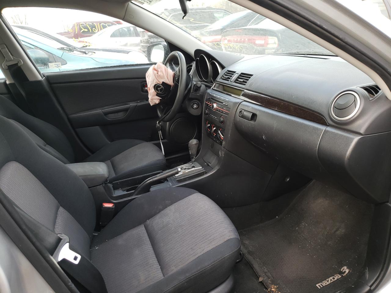 Photo 5 from auction – 2008 MAZDA 3 I with VIN JM1BK32FX81784943