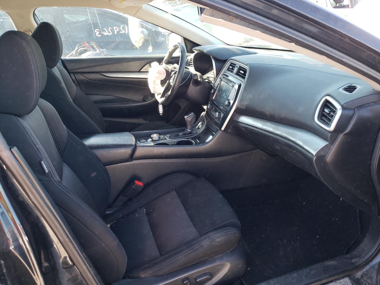 Photo 5 from auction – 2016 NISSAN MAXIMA 3.5 with VIN 1N4AA6AP7GC436956