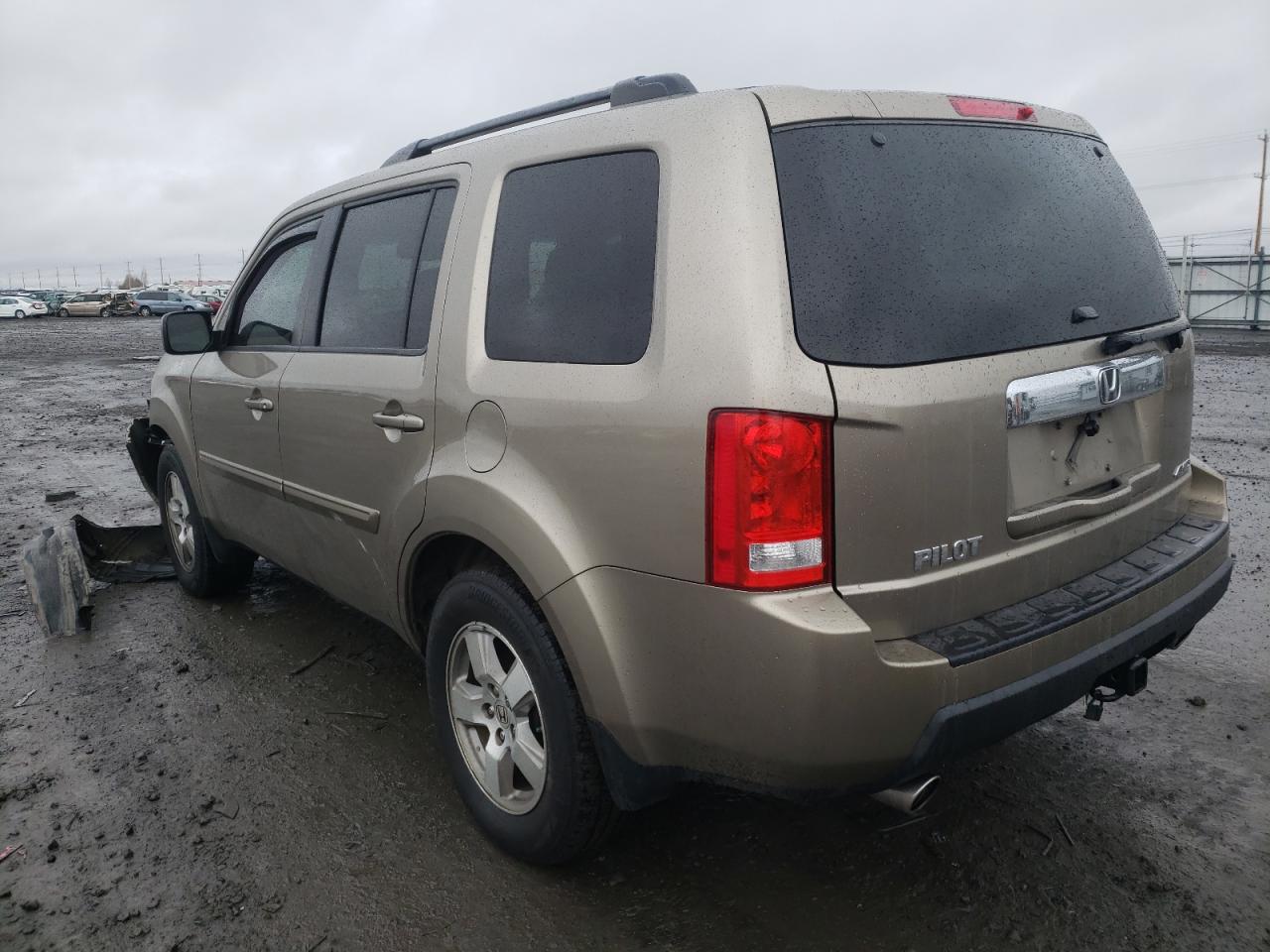 Photo 3 from auction – 2011 HONDA PILOT EX with VIN 5FNYF4H41BB094572