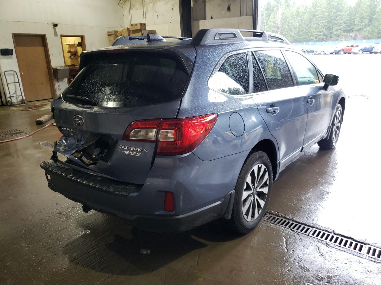 Photo 4 from auction – 2016 SUBARU OUTBACK 2. with VIN 4S4BSANC1G3336840