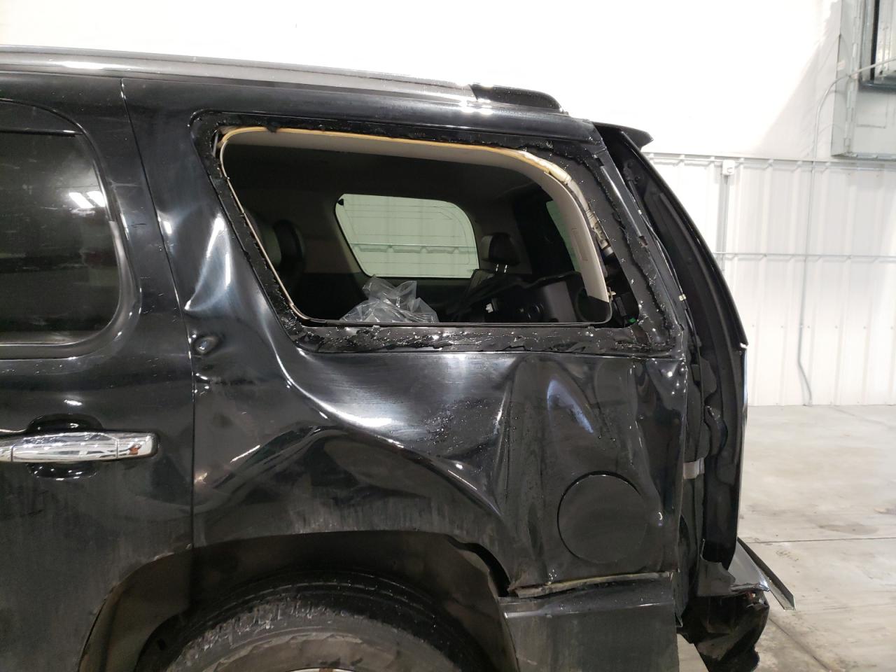 Photo 9 from auction – 2007 GMC YUKON DENA with VIN 1GKFK63847J281463
