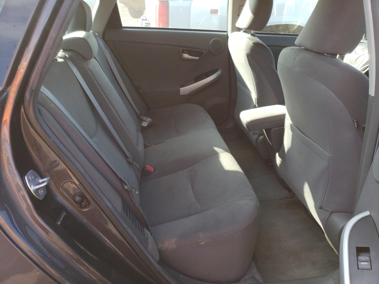 Zdjęcie 6 z aukcji – 2011 TOYOTA PRIUS z VIN JTDKN3DU3B5346297