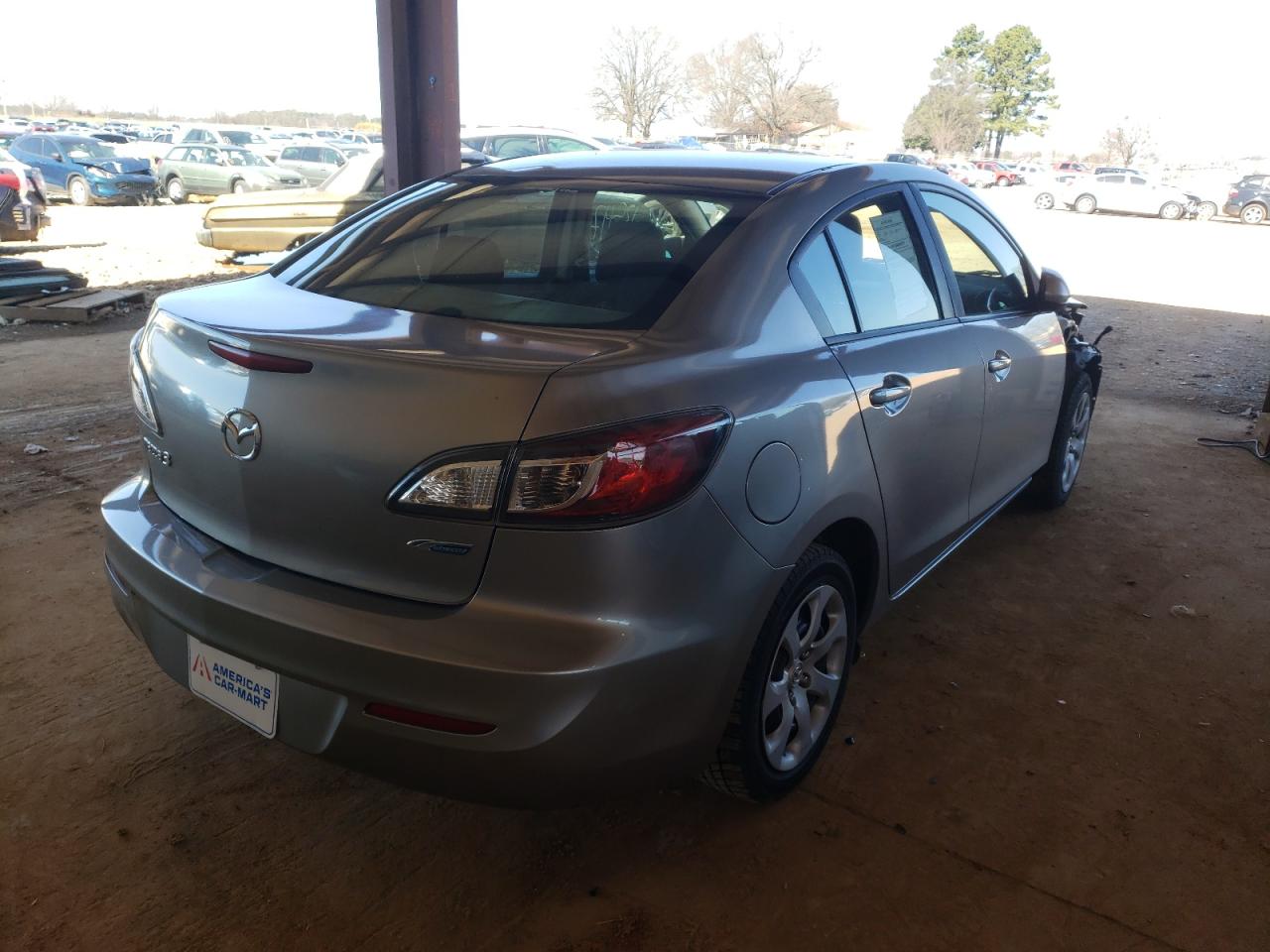 Photo 4 from auction – 2013 MAZDA 3 I with VIN JM1BL1U71D1787814