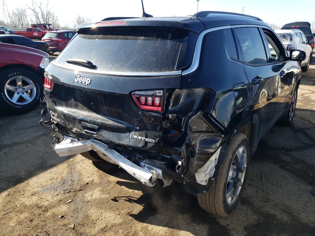 Photo 4 from auction – 2021 JEEP COMPASS LI with VIN 3C4NJDCB8MT559084