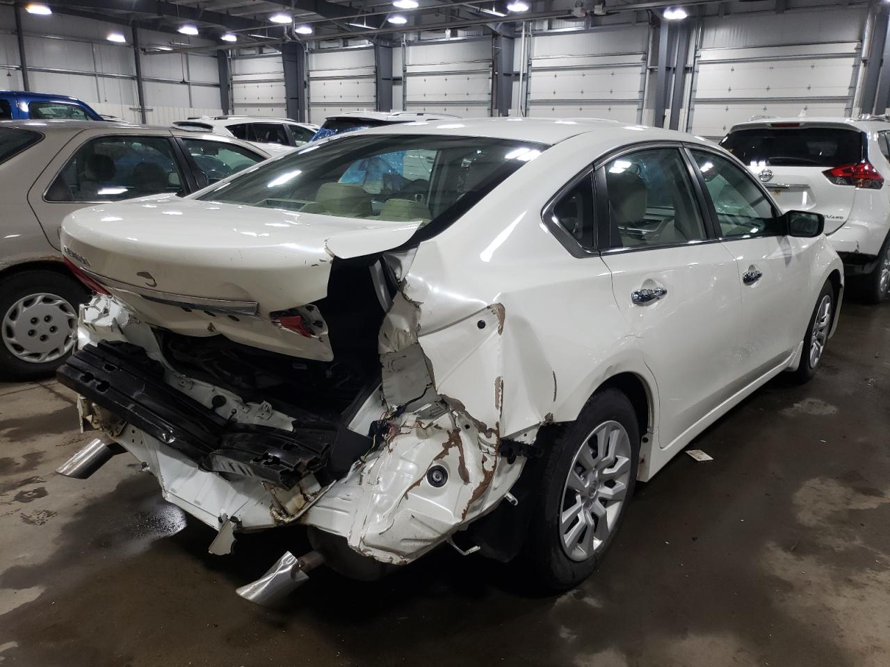 Photo 4 from auction – 2017 NISSAN ALTIMA 2.5 with VIN 1N4AL3AP1HC145234