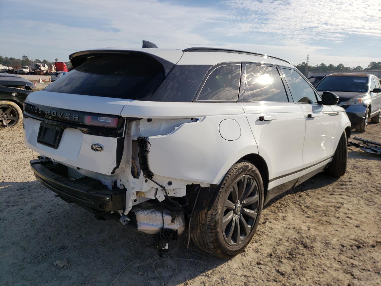 Photo 4 from auction – 2019 LAND ROVER RANGE ROVE with VIN SALYL2FV5KA225366