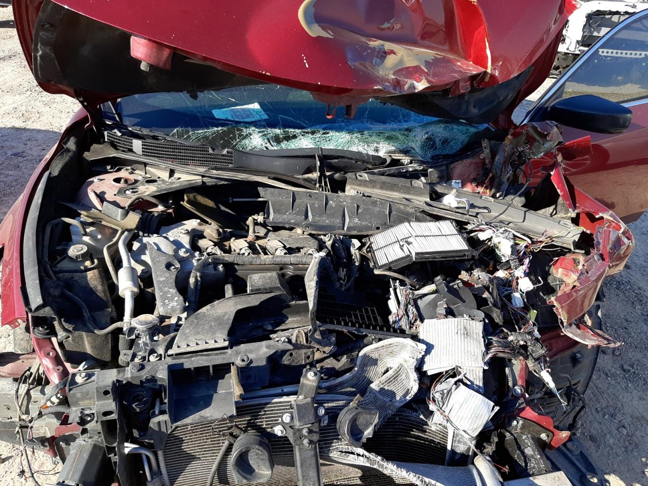 Photo 7 from auction – 2015 NISSAN ALTIMA 2.5 with VIN 1N4AL3AP1FN882242
