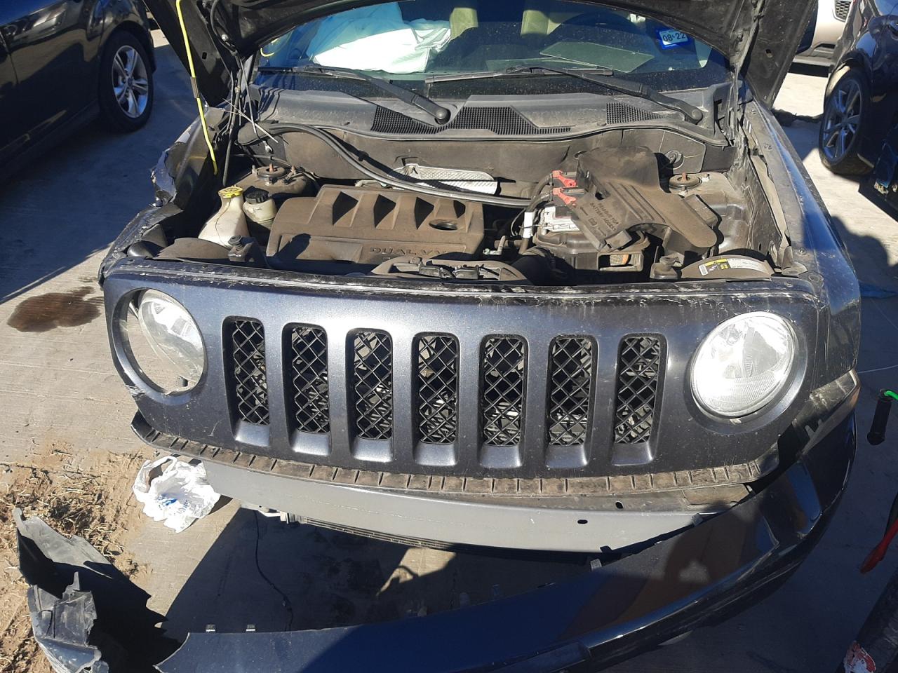 Photo 7 from auction – 2016 JEEP PATRIOT SP with VIN 1C4NJPBB4GD527164