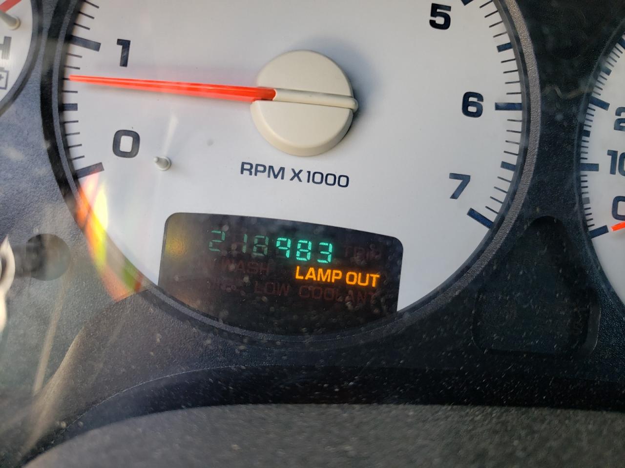 Photo 8 from auction – 2002 DODGE RAM 1500 with VIN 3D7HU18N22G144439